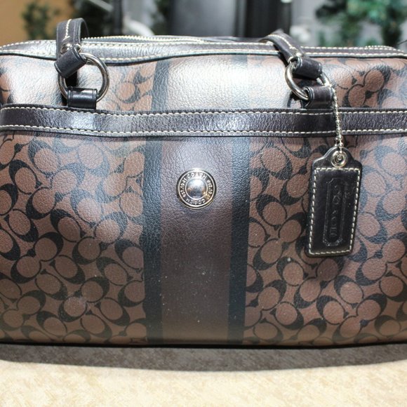 Coach Signature Coated Canvas Stchel Bag - Picture 1 of 6